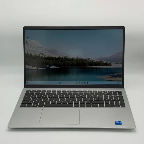 Dell Inspiron 3520 / i7-1255U / 16Go DDR4 / 512Go SSD / 15.6 FHD