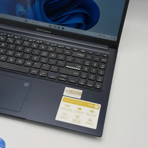 ASUS VIVOBOOK 15 / 12th i7-1255U / 16Go DDR4 / 256GO SSD / 15.6 FHD