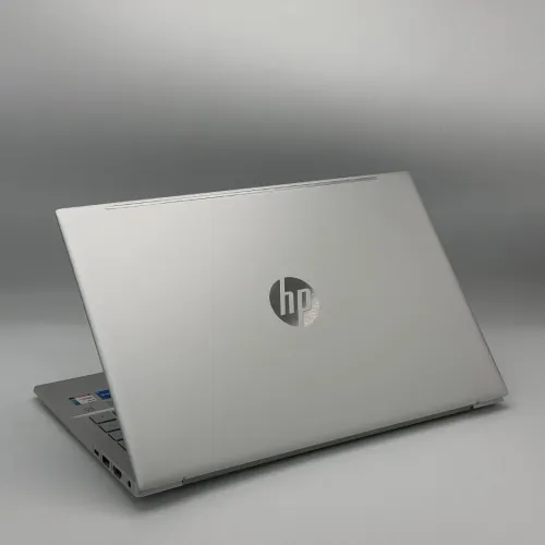 HP PAVILION 14 / 12th I5-1235U / 8Go DDR4 / 256SSD / 14 FHD