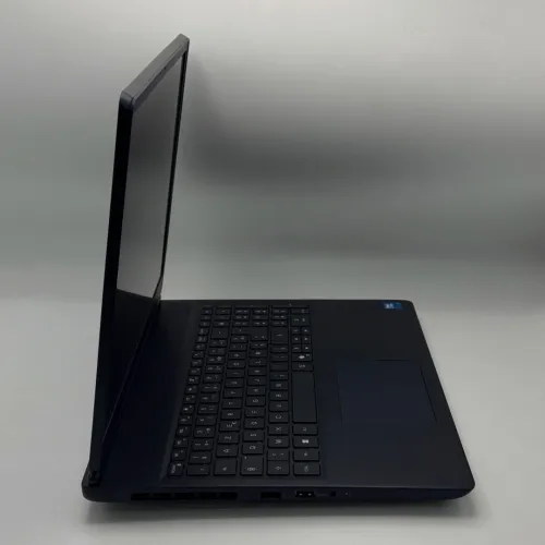 Dell Alienware 16 Aurora / Core 7 240H / 16 Go DDR5 / RTX 5060 / QHD+ 120Hz