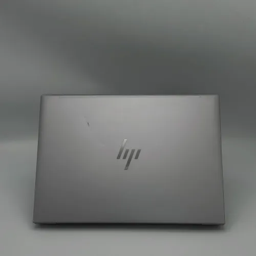 HP ZBook Firefly G11 / Core Ultra 7 165H / RTX A500 / 16 Go DDR5
