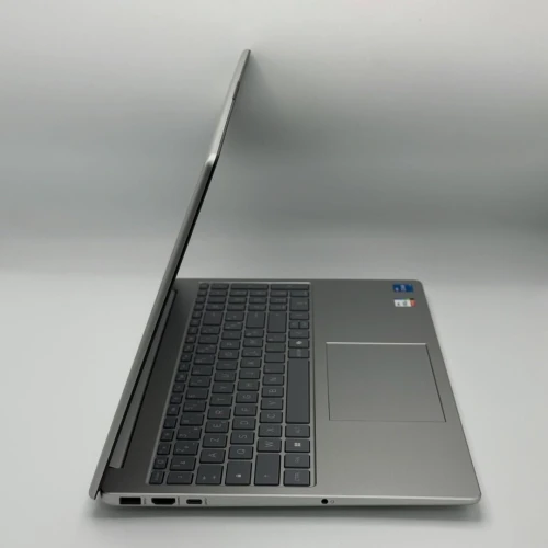 HP Laptop 15-fd0003sf / i5-1334U / 16Go / 1To SSD / 15.6 FHD
