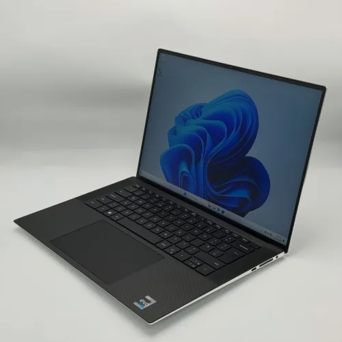 Dell XPS 15 9530 / i7-13700H / 16 Go / 512 Go SSD / Intel Arc A370M