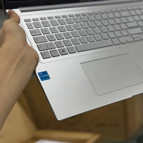 ASUS VIVOBOOK 17 / 13th I3-1315U / 8Go DDR4 / 512Go SSD / 17.3 FHD