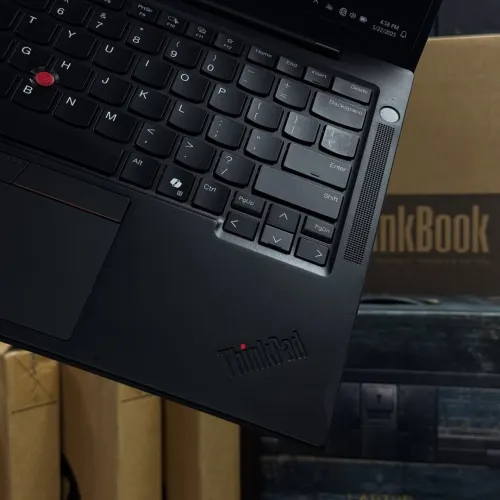 LENOVO THINKPAD T14s Gen 5 / ULTRA 5 / 16Go DDR5 / 512SSD / 14 FHD+