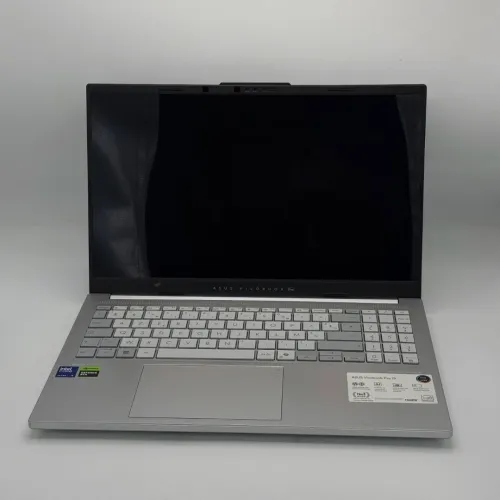 ASUS VivoBook Pro 15 OLED / Ultra 9 285H / RTX 4050