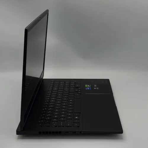 HP OMEN 16 / i7-14650HX / 16 Go DDR5 / RTX 4060 / QHD 240Hz