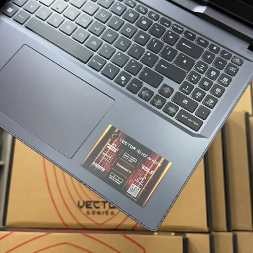 MSI VECTOR 16 HX AI / ULTRA 7 255HX / RTX 5070ti / 16Go DDR5 / 512SSD / 16 QHD+ 240Hz