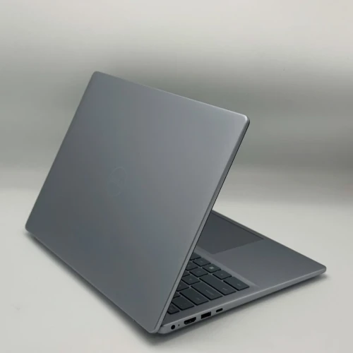 DELL Inspiron 14 5440 / Intel Core 5 120U / 16 Go DDR5 / 512 Go SSD / 14 FHD+
