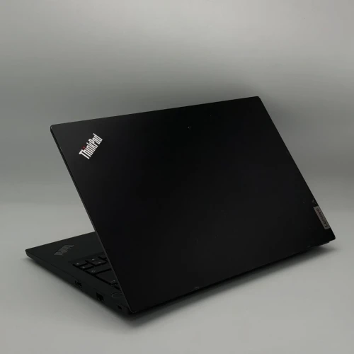 LENOVO THINKPAD E14 / 11th I5-1135G7 / 8Go DDR4 / 256SSD / 14 FHD