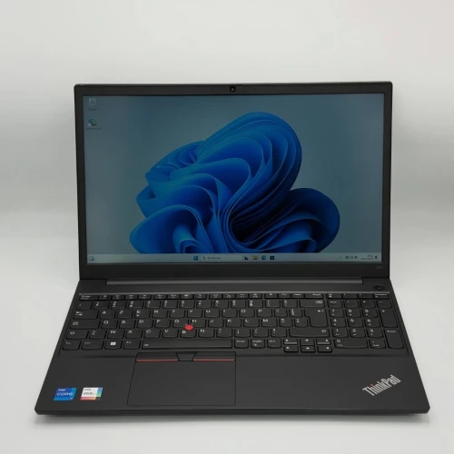 Lenovo Thinkpad E15 / i7-1255u