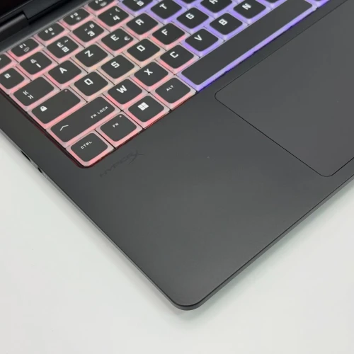 HP OMEN Transcend O14 / ULTRA 9 185H / NVIDIA RTX 4060 8Go / 32Go DDR5 / 1TO SSD / 14 OLED 3k 120Hz