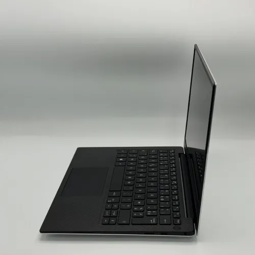 DELL XPS 7390 / 10th I7-10510U / 16Go / 512 SSD / 13.3 FHD