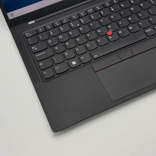 Lenovo ThinkPad X1 Carbon Gen 9 / i7-1165G7 / 16 Go / 1 To SSD / 14 4K OLED