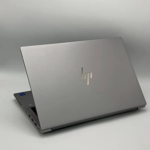 HP ZBOOK FURY 16 G10 / 13th I7-13700HX / NVIDIA RTX 2000 Ada 8Go / 32Go DDR5 / 1To SSD / 16 FHD+