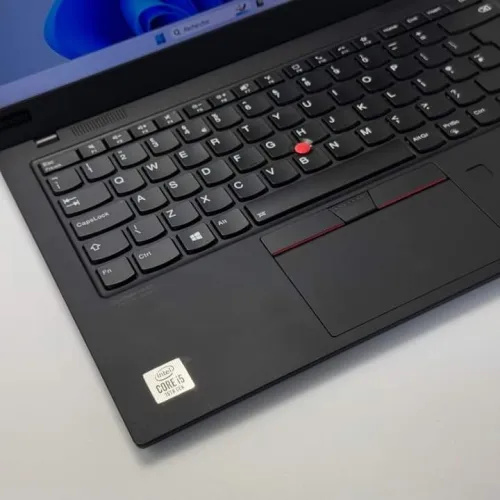 LENOVO THINKPAD X1 CARBON GEN 8 / 10th i5-10210U / 8GO DDR4 / 256GO SSD / 14 FHD