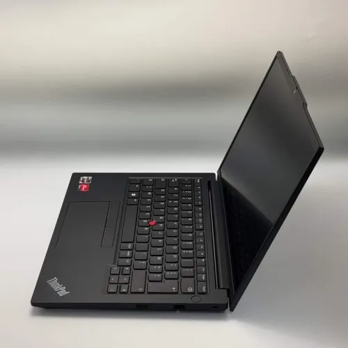 LENOVO THINKPAD E14 GEN 5 / (13th) RYZEN 5 7530U / 16Go DDR4 / 256SSD / 14 FHD+