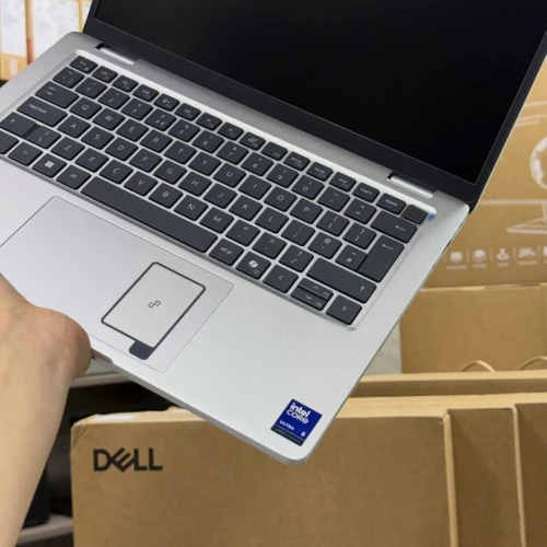 Dell Pro 13 Plus  Tactile / Ultra 5 235U vPro / 16 Go DDR5 5600 MHz / 512 Go SSD / 13.3 FHD+