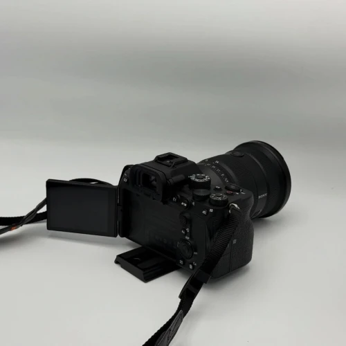Sony Alpha a7S III + Objectif FE 24-70mm f/2.8 GM II