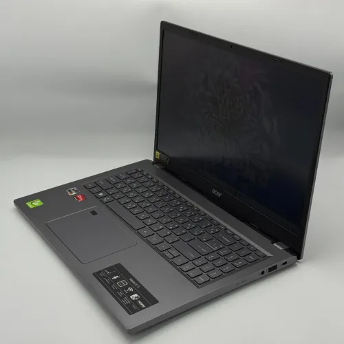 Acer Aspire 5 / Ryzen 7 7730U / 16 Go / 512 Go SSD / 15.6 FHD