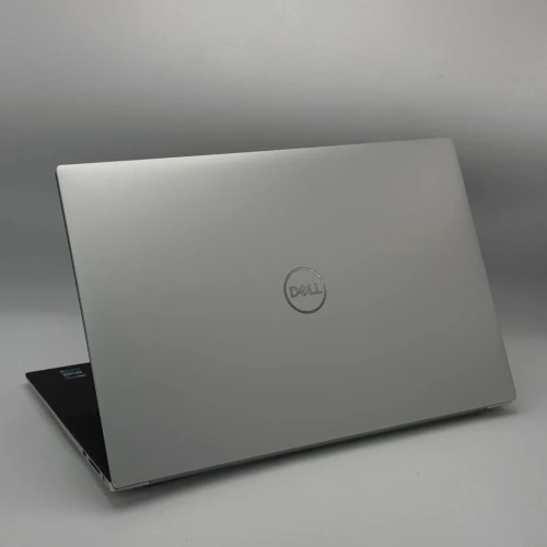 Dell XPS 15 9530 / i7-13700H / 16 Go DDR5 / 1 To SSD / RTX 4050 6Go