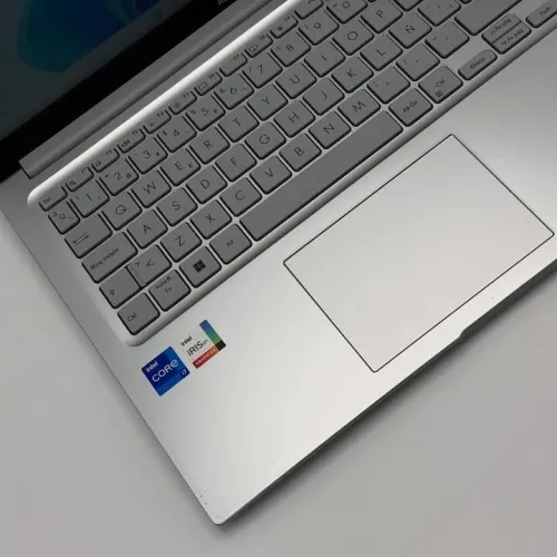 ASUS VIVOBOOK 15 / 12th I7-1255U / 16Go DDR4 / 512SSD / 15.6  FHD