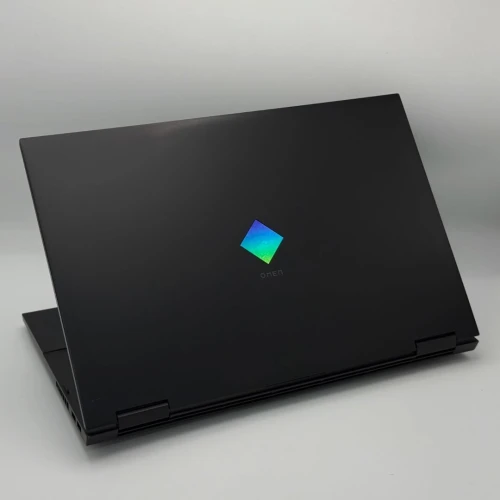 HP OMEN 16 / i7-12700H / 16 Go DDR5 / RTX 3060 / 144Hz