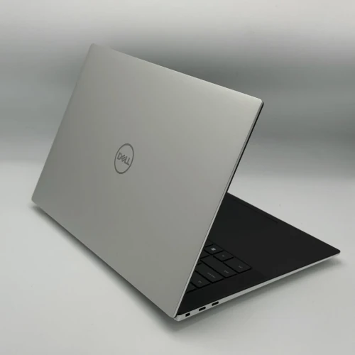 Dell XPS 15 9530 / i7-13700H / 16 Go DDR5 / 1 To SSD / RTX 4050 6Go
