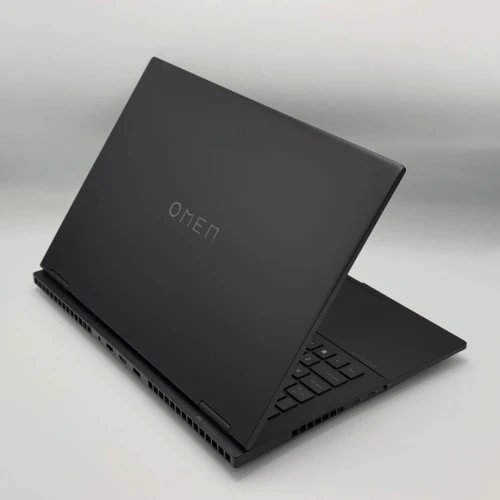 HP OMEN 16 / i9-13900HX / 16 Go DDR5 / RTX 4060 / QHD 240Hz