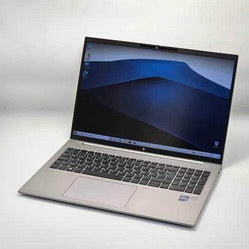 HP ZBOOK FIREFLY 16 G10 / 13th I7-1365U / 32GO DDR5 / 512GO SSD / NVIDIA RTX A500 04GO / 16" FHD+