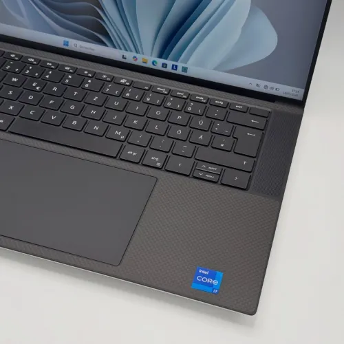 Dell XPS 15 9530 / i7-13700H / 16 Go DDR5 / RTX 4050 / 15 FHD+