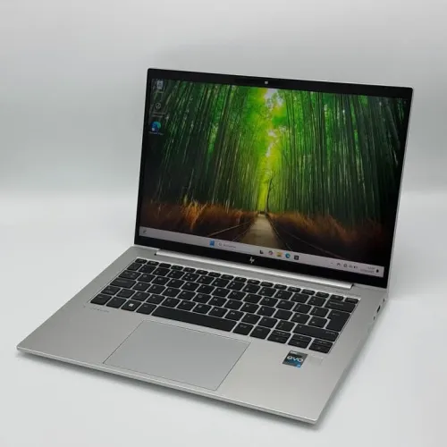 HP ELITEBOOK 840 G10 / 13th I7-1355U / 16Go DDR5 / 512SSD / 14 FHD+