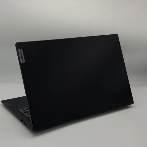 LENOVO V15 G4 / 13th I5-13420H / 8Go DDR4 / 256SSD / 15.6 FHD