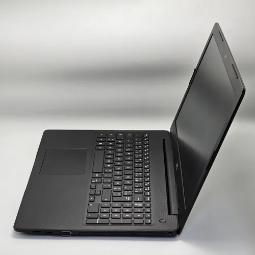 DEL VOSTRO 3580 / 8th I5-8265U / 8GO DDR4 / 256SSD / AMD RADEON 520 2Go / 15.6" HD