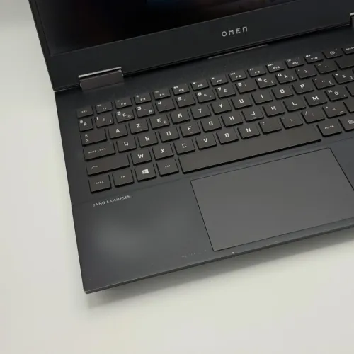 HP OMEN 15 / Ryzen 7 4800H / 16 Go DDR4 / 512 Go SSD / RTX 2060 6 Go / 15.6 FHD
