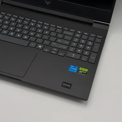 HP Victus 15 / i5-13420H / RTX 4050 / 16Go / 512Go / 15.6 FHD 144Hz