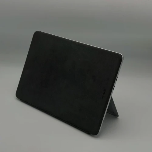 Microsoft Surface Pro 12 / Snapdragon X Plus / 16 Go DDR5X / 512 Go SSD / Tactile + Stylet