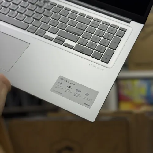 ASUS VIVOBOOK 17 / 13th I3-1315U / 8Go DDR4 / 512Go SSD / 17.3 FHD