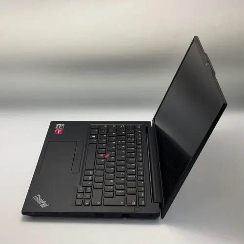 LENOVO THINKPAD E14 GEN 5 / (13th) RYZEN 5 7530U / 16Go DDR4 / 256SSD / 14 FHD+