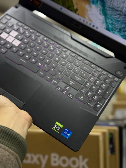 ASUS TUF Gaming F15 i7 11800H / 16 Go DDR4 / 512 Go SSD / RTX 3060 6 Go / 15.6 FHD