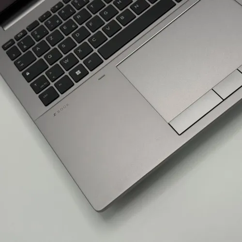 HP ZBOOK FURY 16 G10 / 13th I7-13850HX / NVIDIA RTX 3500 Ada 12Go / 32Go DDR5 / 1To SSD / 16 FHD+ 