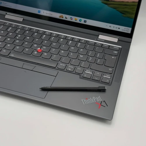 Lenovo ThinkPad X1 Yoga Gen 6 / i7 / 16 Go / 1 To SSD / OLED 4K / x360