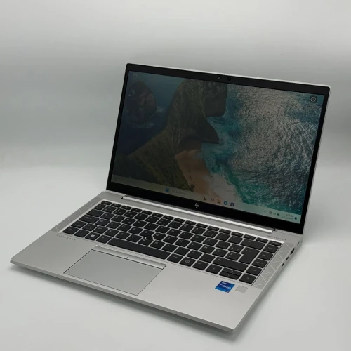 HP ELITEBOOK 840 G8 / 11th I7-1165G7 / 32Go DDR4 / 1To SSD / 14 FHD