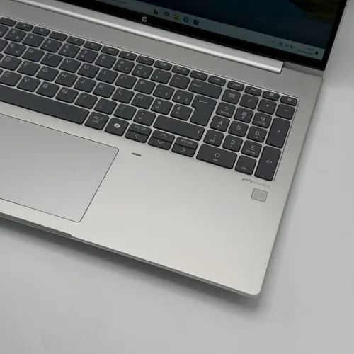 HP ProBook 465 G11 / Ryzen 5 7535U / 16Go DDR5 / 256Go SSD / 16 FHD+