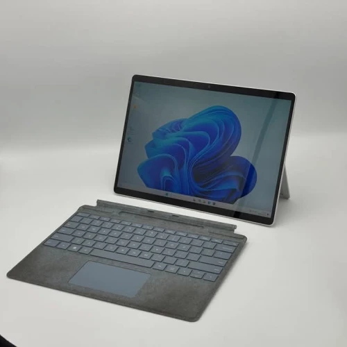 MICROSOFT SURFACE PRO 8 Détachable / 11th I7-1185G7 / 16GO LPDDR4X / 1To SSD / 13.4 3K