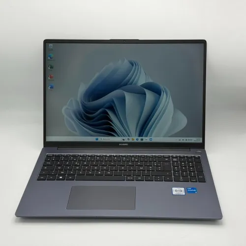 Huawei MateBook D16 / i5-12450H / 16 Go / 512 Go SSD / 16 FHD+