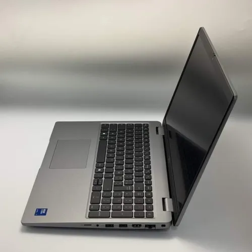 DELL PRECISION 3590 (Station de travail )/ 14th ULTRA 7 155h / 32GO DDR5 / 1To /RTX ADA 500/15.6 FHD