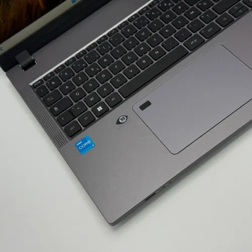 Acer TravelMate P2 16 / i3-1315U / 8 Go / 512 Go SSD / 16 FHD+