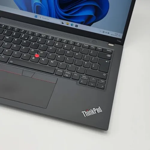 LENOVO THINKPAD T14s / AMD RYZEN 7 Pro 6850U / 32Go DDR5 / 512SSD / 14 FHD