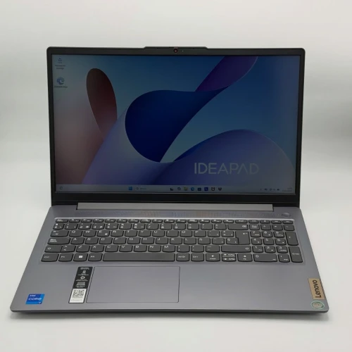 Lenovo IdeaPad Slim 3 / i7-13620H / 16Go DDR5 / 1To SSD NVMe / 15.6 FHD
